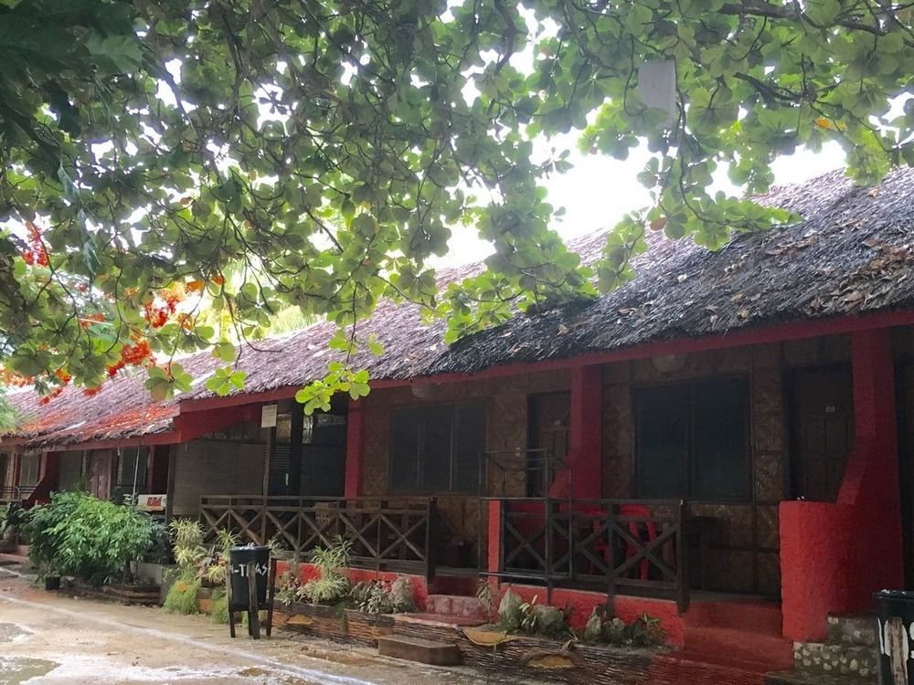 Hk Beach Resort And Restaurant 몰볼 외부 사진
